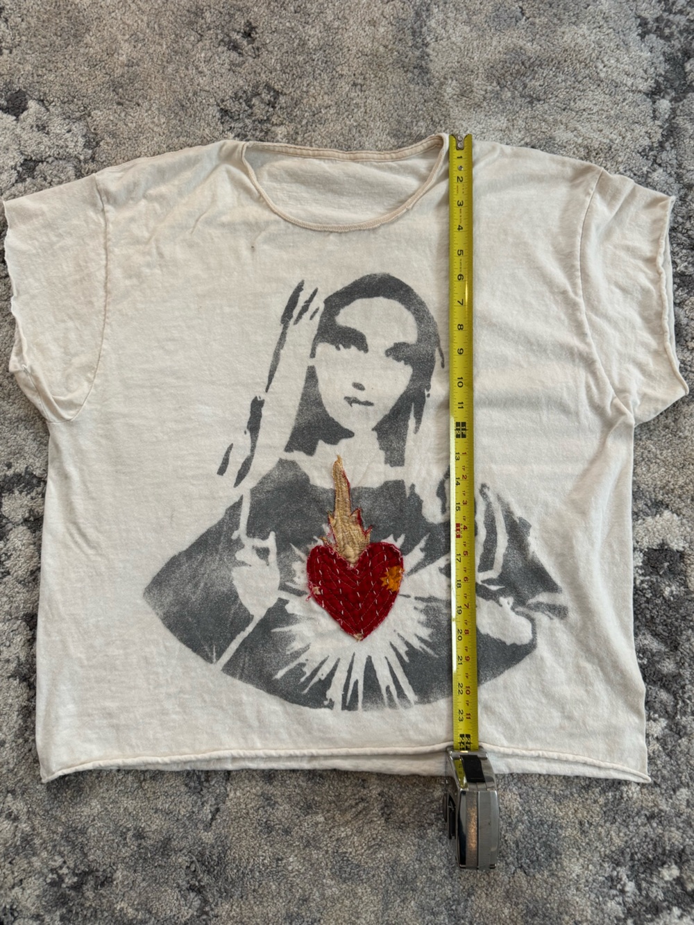 One of a kind hand printed + embroidered sacred heart Virgin Mary tee. Size L - Picture 2 of 9